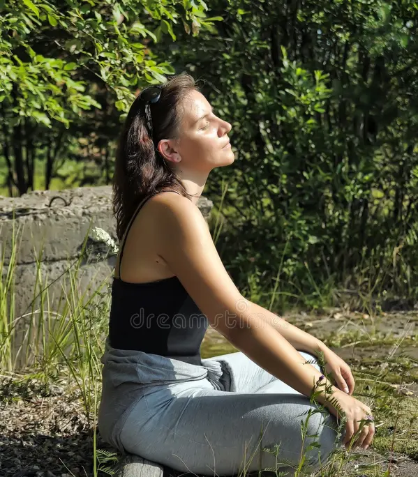 <em>Elena R.</em>